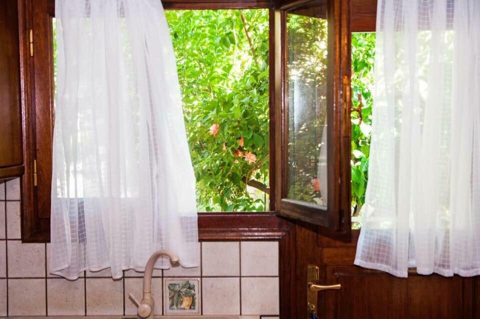 Dorothea'S Villa Platanos  Екстер'єр фото